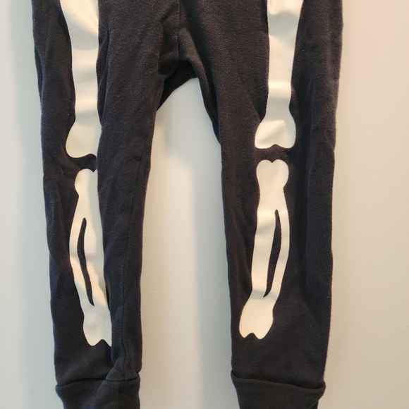 2t Carter's black skeleton Outfit pajamas Halloween Fall Mummy Spiderweb - Picture 9 of 13
